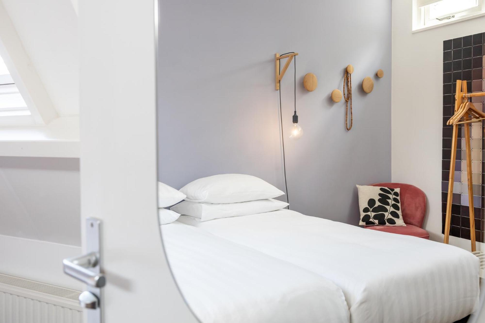 B&B Achter De Kan 's-Hertogenbosch  ภายนอก รูปภาพ