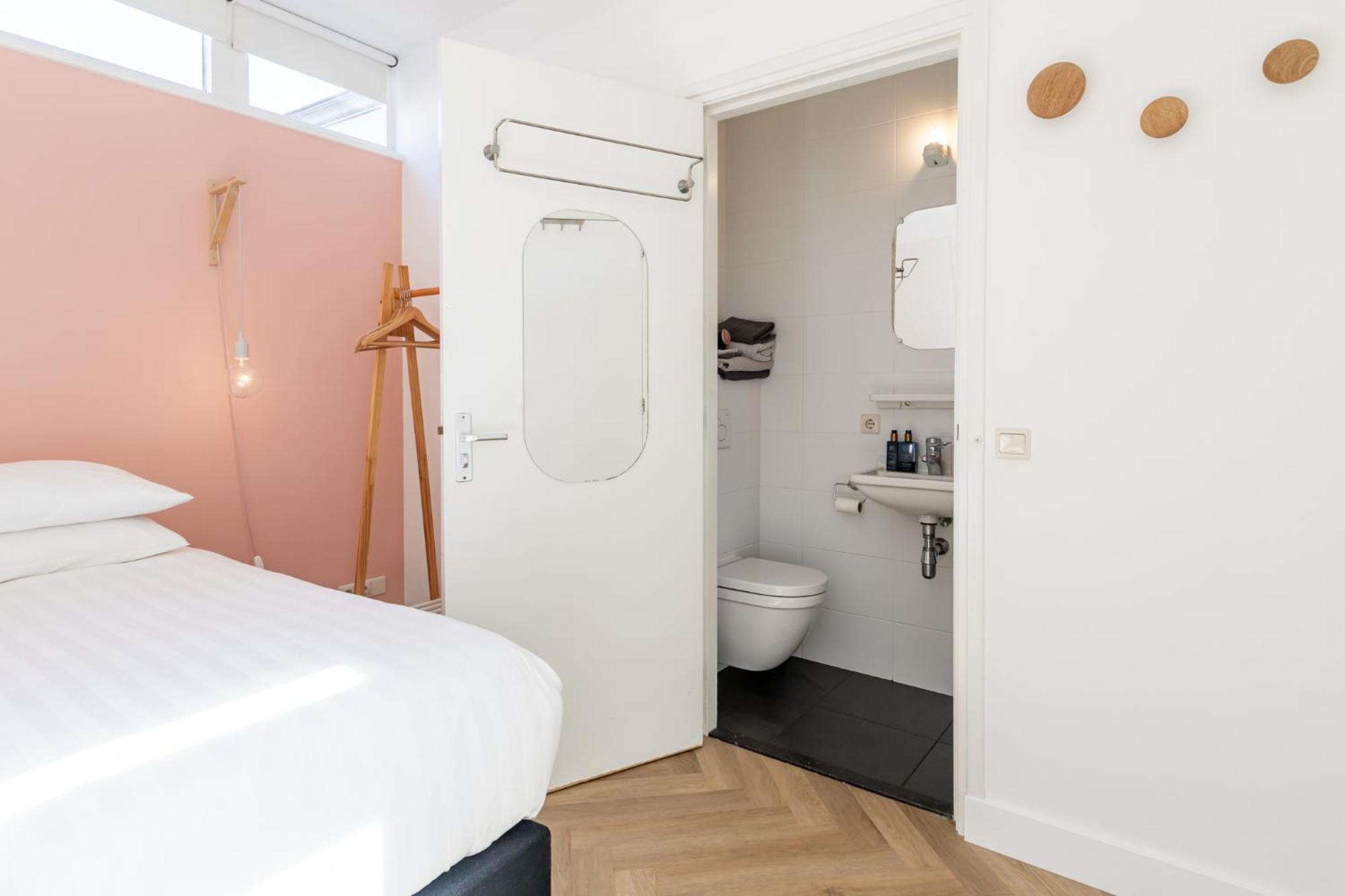 B&B Achter De Kan 's-Hertogenbosch  ภายนอก รูปภาพ